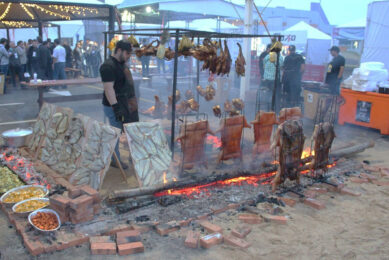 The trade show AveSui 2019 definitely contributed to a higher pork consumption in Brazil as a great barbecue was part of the event. - Photo: Vincent ter Beek